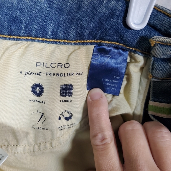 Pilco Women's size 27 The Signature High Rise Short 5 button fly - Picture 9 of 10